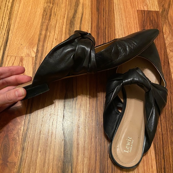 Lewit Cara Bow Mules in Black Leather - Picture 2 of 3